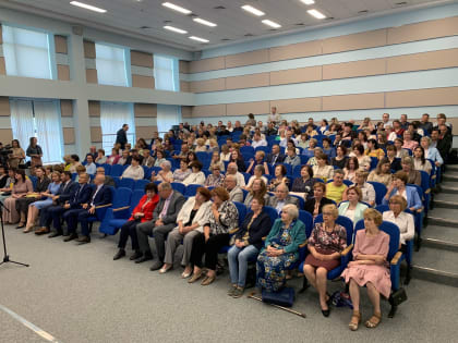 Лучших работников сферы здравоохранения наградили в Петрозаводске