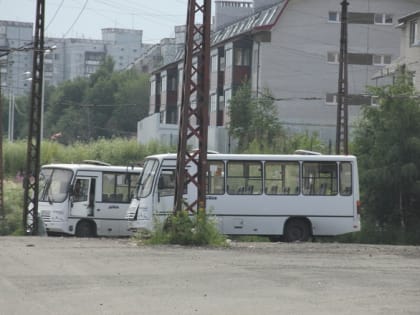 «Дырявая» маршрутка ездит по Петрозаводску