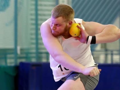 Карельский легкоатлет толкнул ядро на золотую медаль