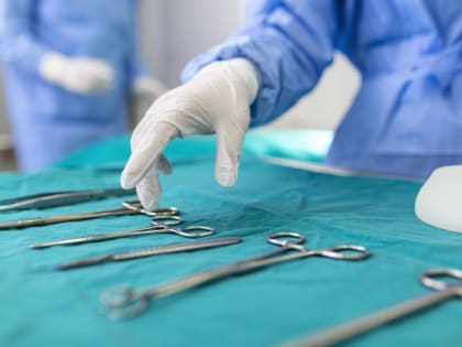 У россиянки под кожей вырос 15-сантиметровый червь после укуса комара