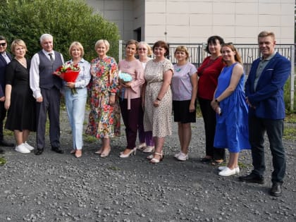 Региональный координатор федерального партпроекта «Новая школа» Галина Гореликова рассказала о торжественных мероприятиях в школах 1 сентября