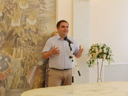 Медали «За любовь и верность» вручили супружеским парам столицы Карелии