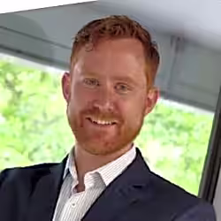 Tom R.