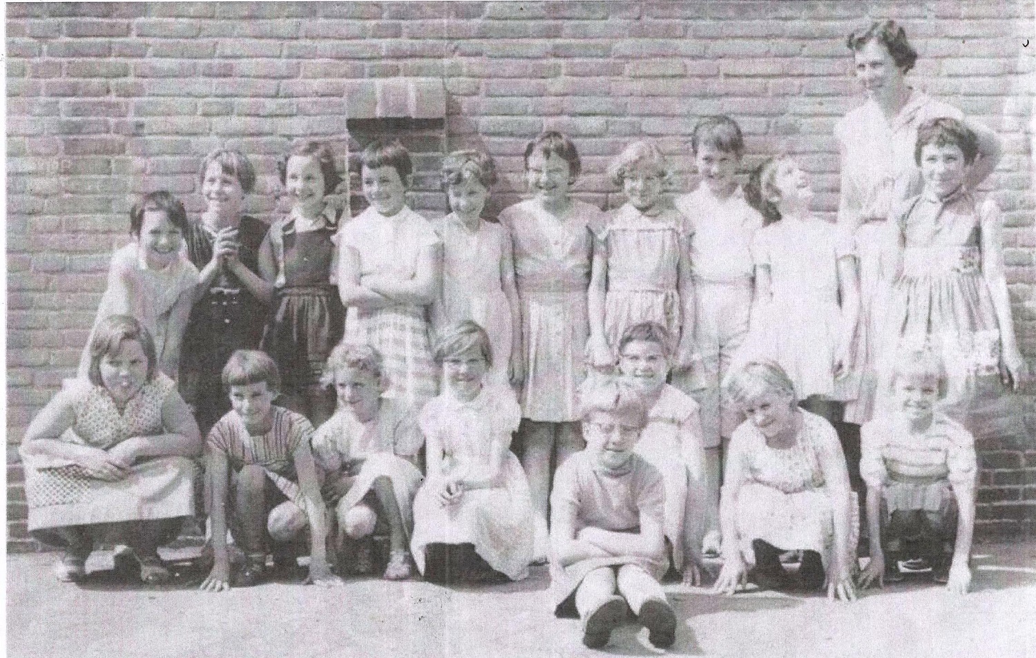 Stadhouderslaanschool 1960 met juf Willemse