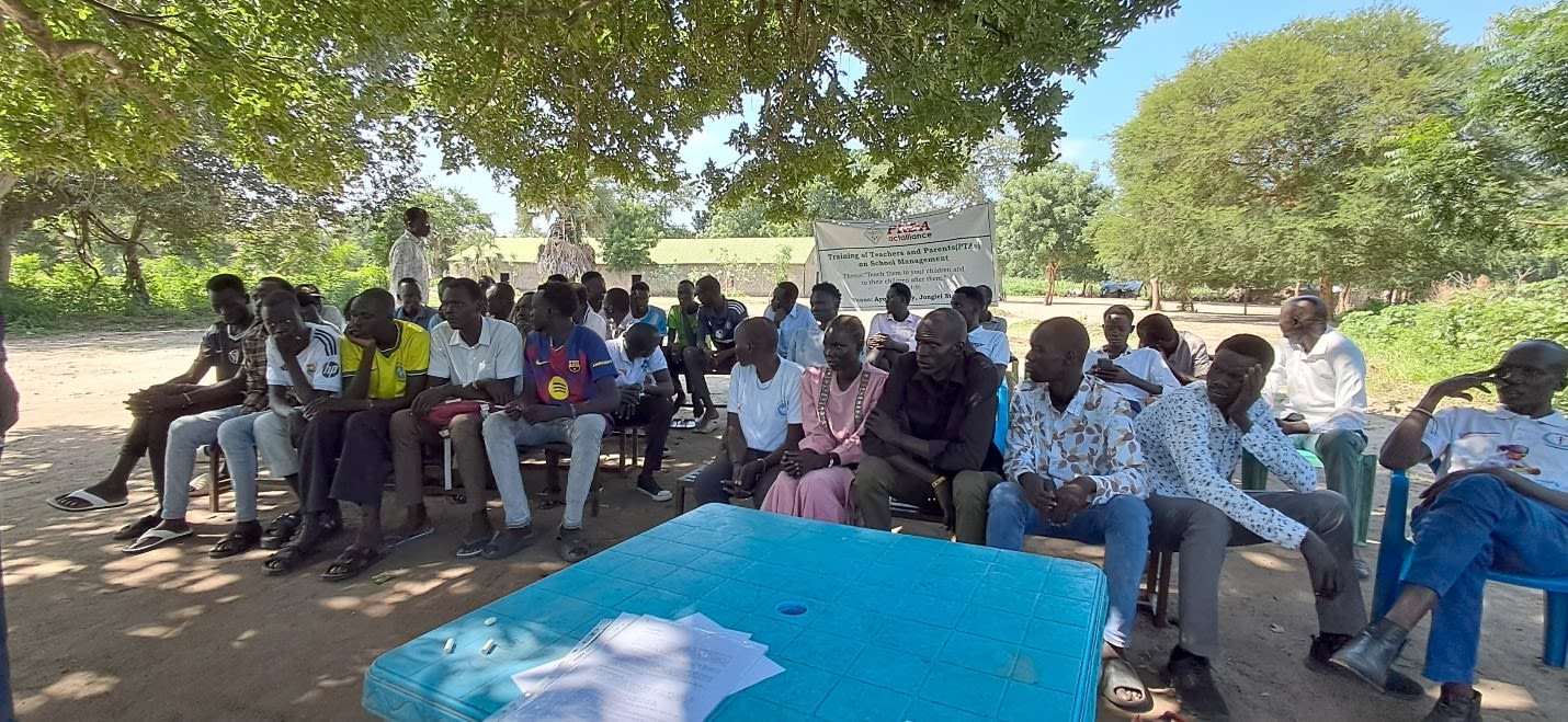 Flood Emergency Response – Teachers’ Training and School Cash Distribution photo 5