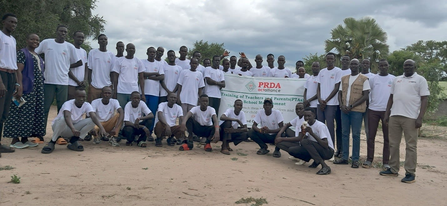 Flood Emergency Response – Teachers’ Training and School Cash Distribution photo 3