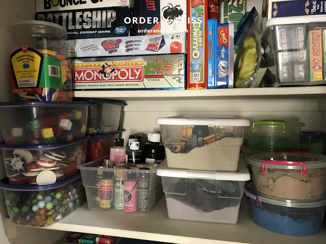 Organizing Games and Sensory Crafts in This Home School Dream