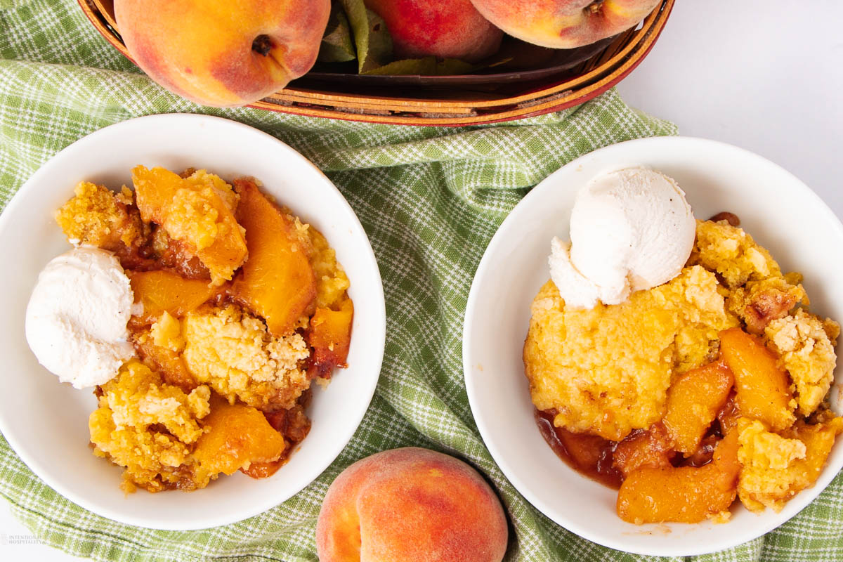 Crock Pot Peach Cobbler with Cake Mix
