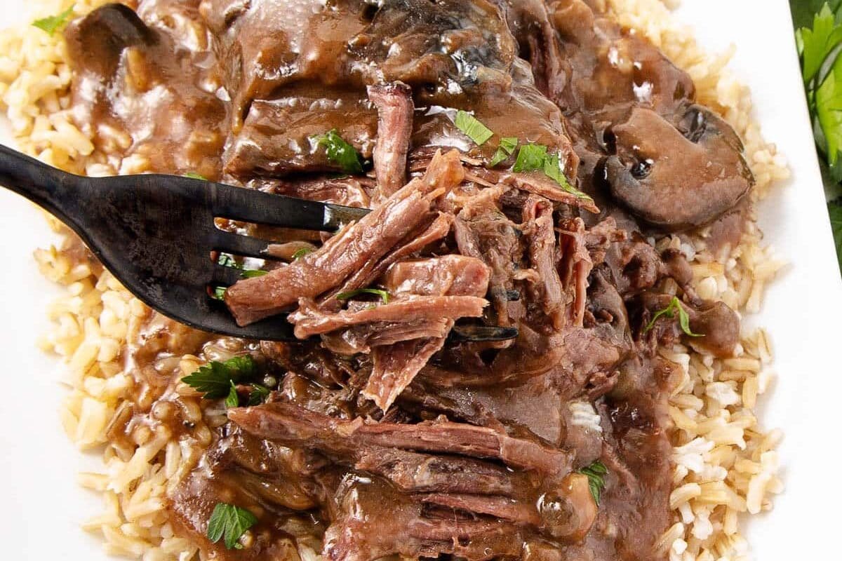 Smothered Beef Skirt Steak Crock Pot Recipe