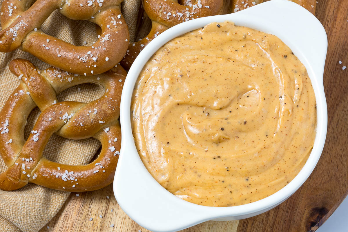 Rich And Creamy Pretzel Cheese Dip Recipe