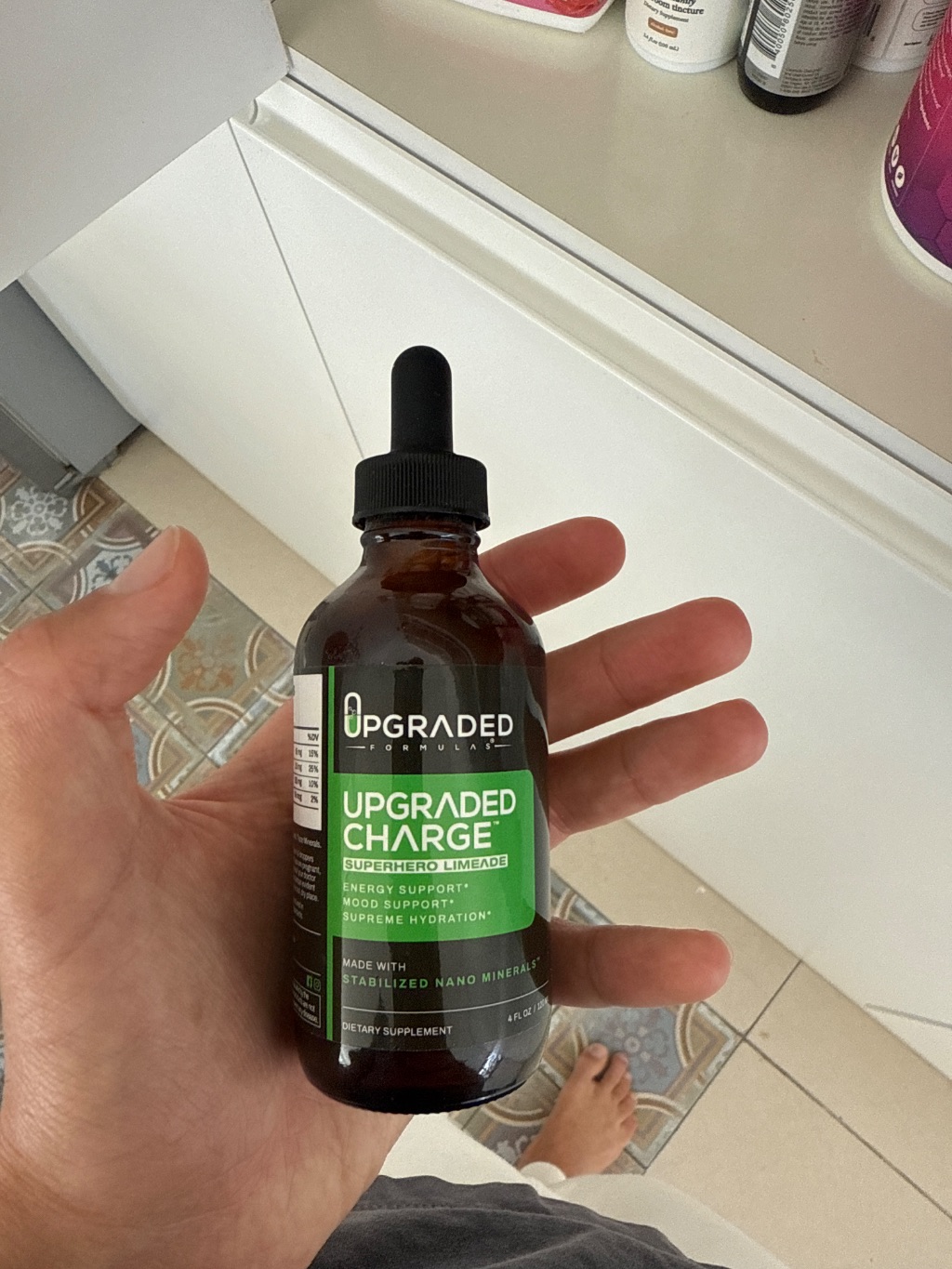 upgraded-formulas-upgraded-charge-superhero-limeade-suppco