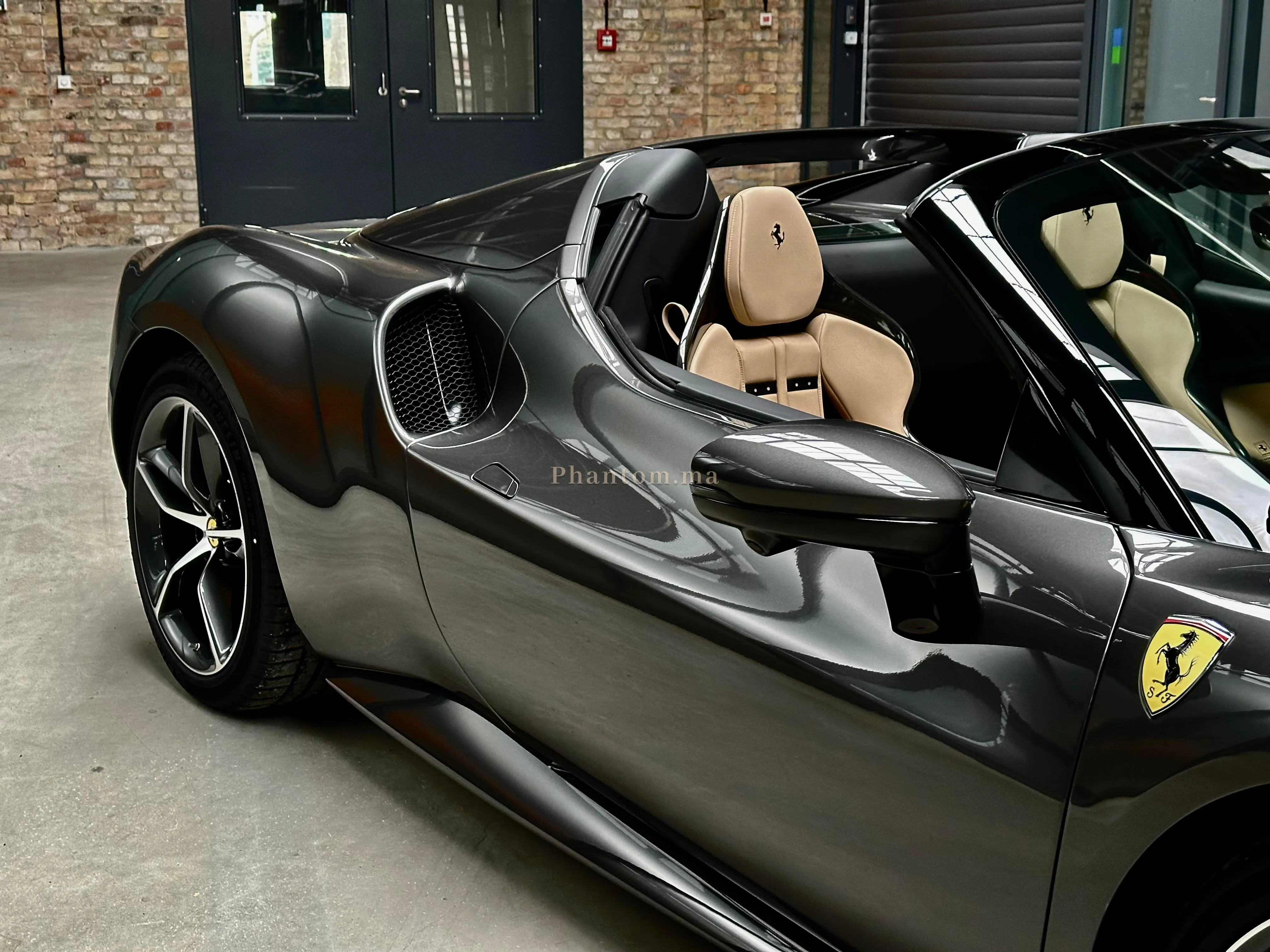 Car thumbnail 5