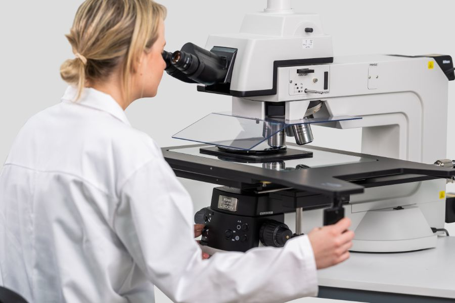 Nikon Eclipse L Series Microscope