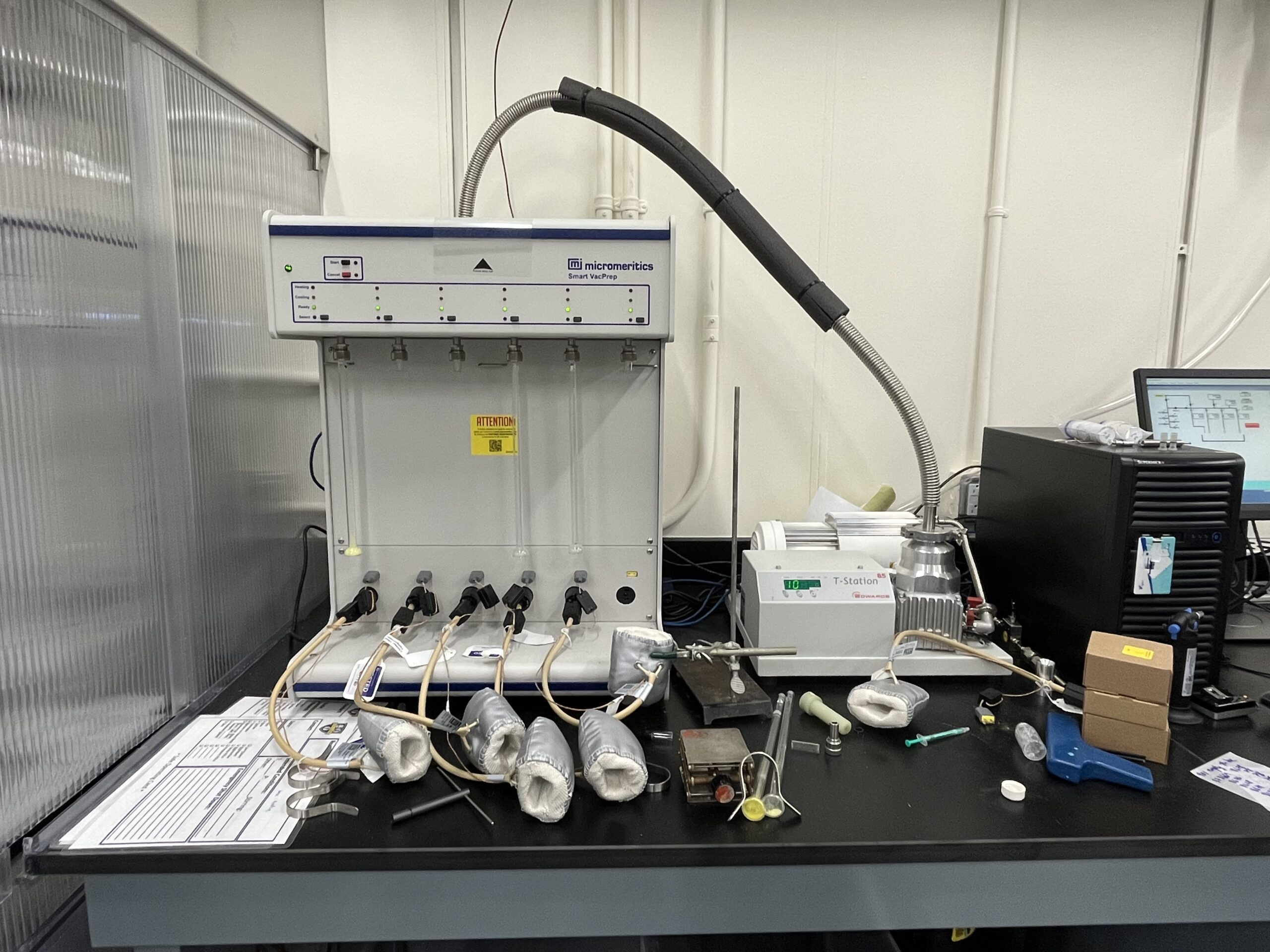 Micromeritics Smart VacPrep