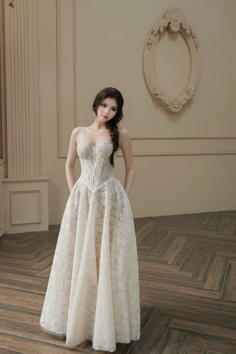 SÒ VINTAGE - CELINA đầm ren cao cấp kèm áo khoác đi tiệc tại Đà Nẵng size M