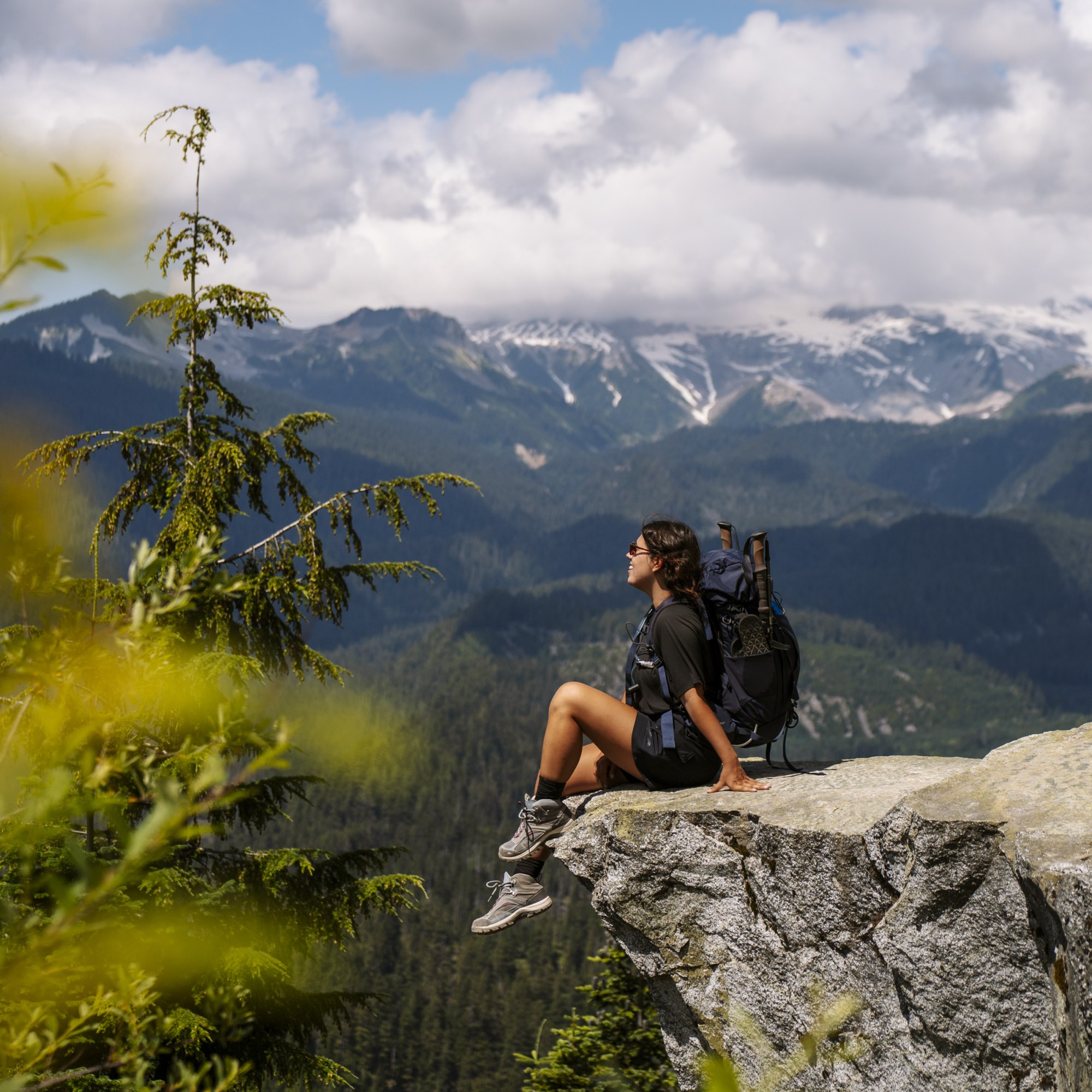 Hiking icon