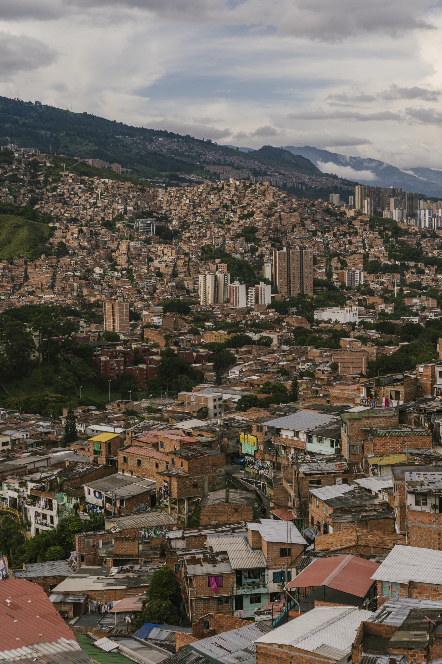 Cover image for 8 Essential Things to Know Before Visiting Medellín, Colombia (2025 Guide)
