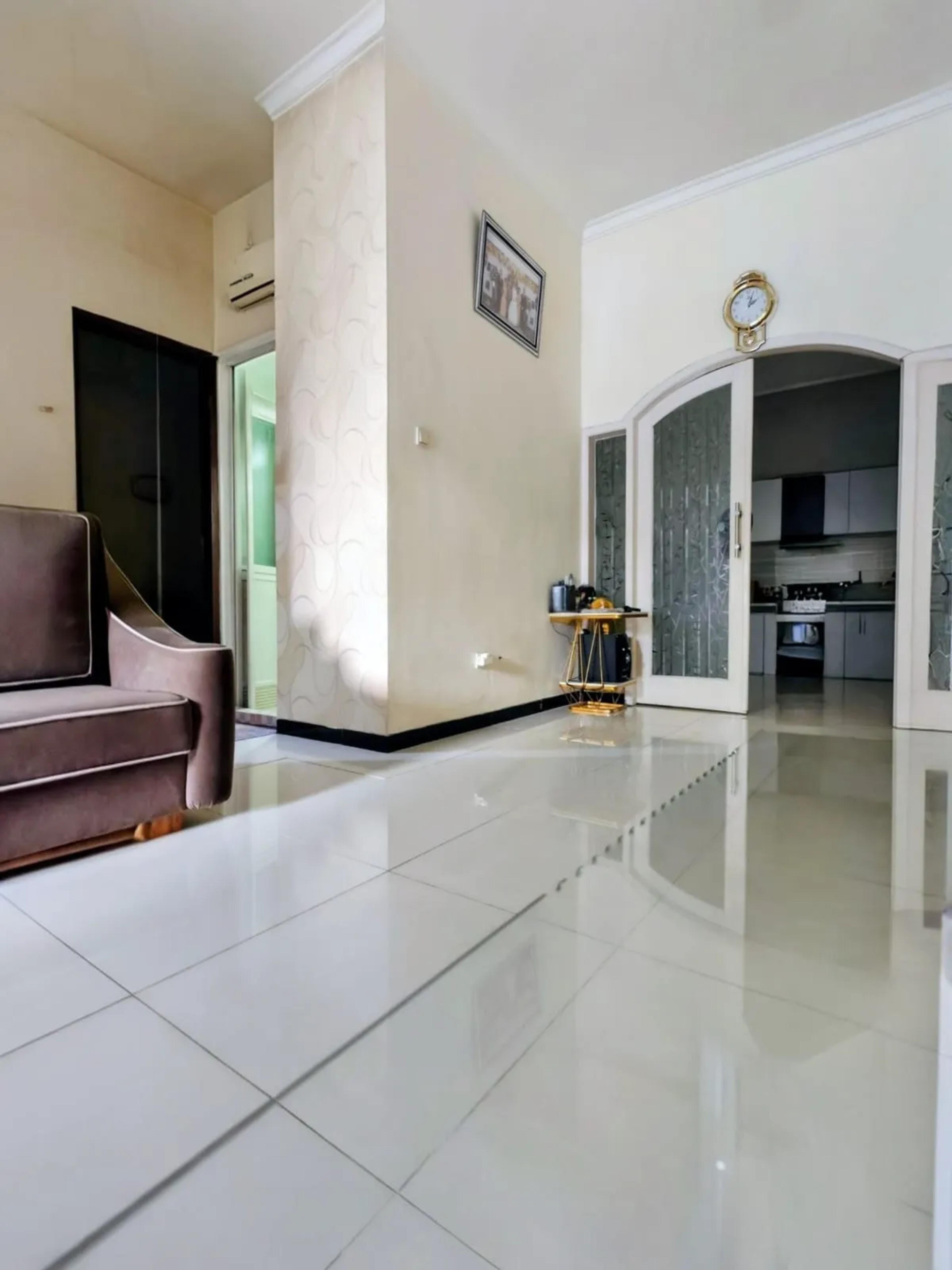 Dijual Rumah di Darmo Indah Sukomanunggal dekat Pakuwon Mall