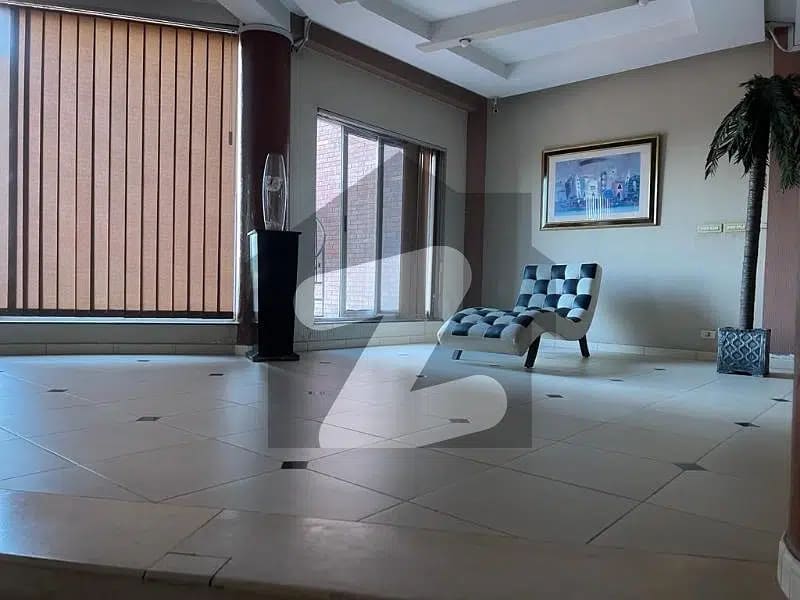 10 Marla Solid flat on Investor Price in Starting Street Clifton