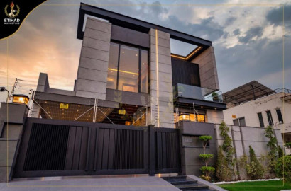 10 Marla Modern Lavish Bungalow For Sale In Wadpa Town Lahore