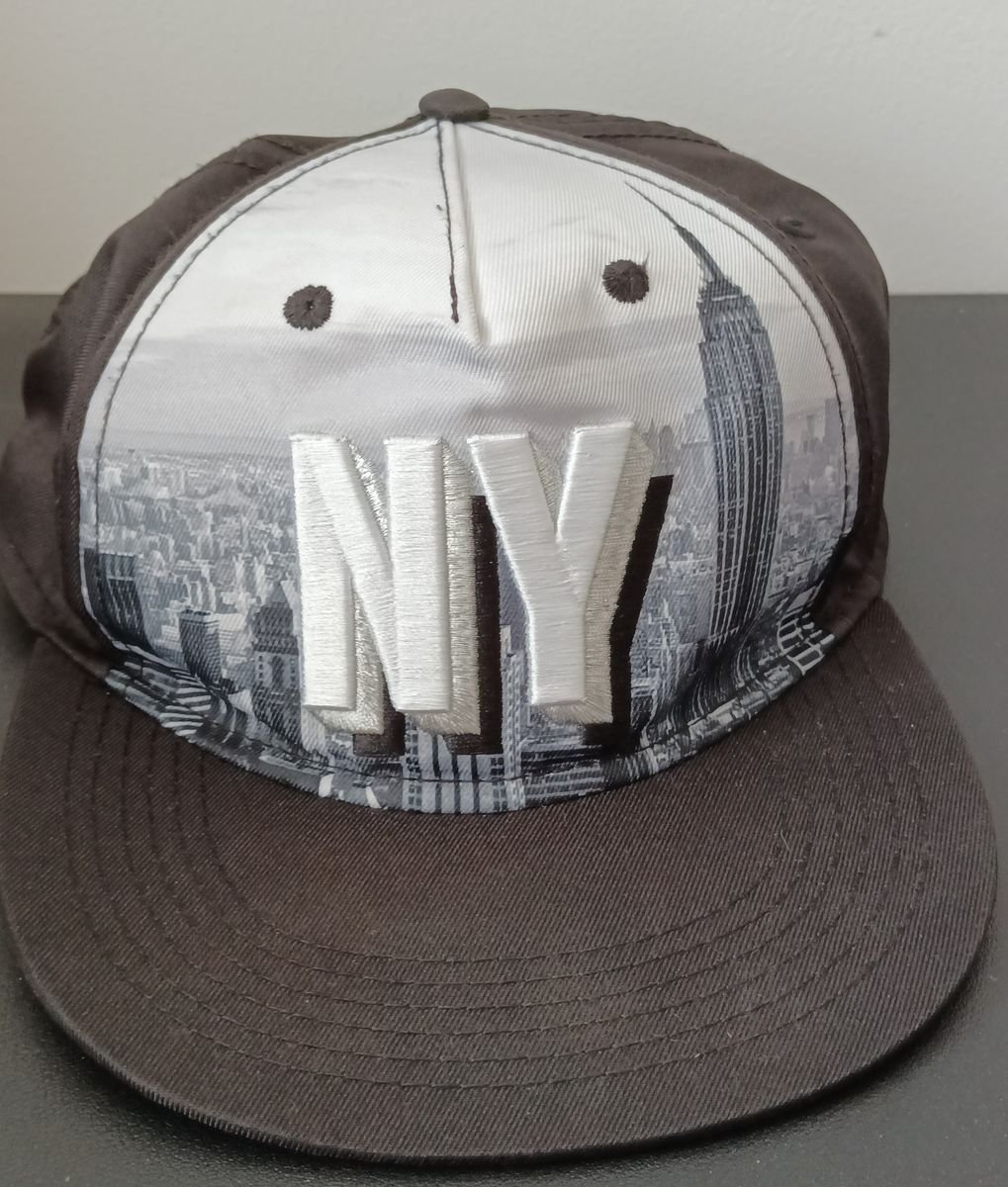 New York Flat Bill Hat Cap – Urban Street Style | Adjustable | VGUC   - Image 1
