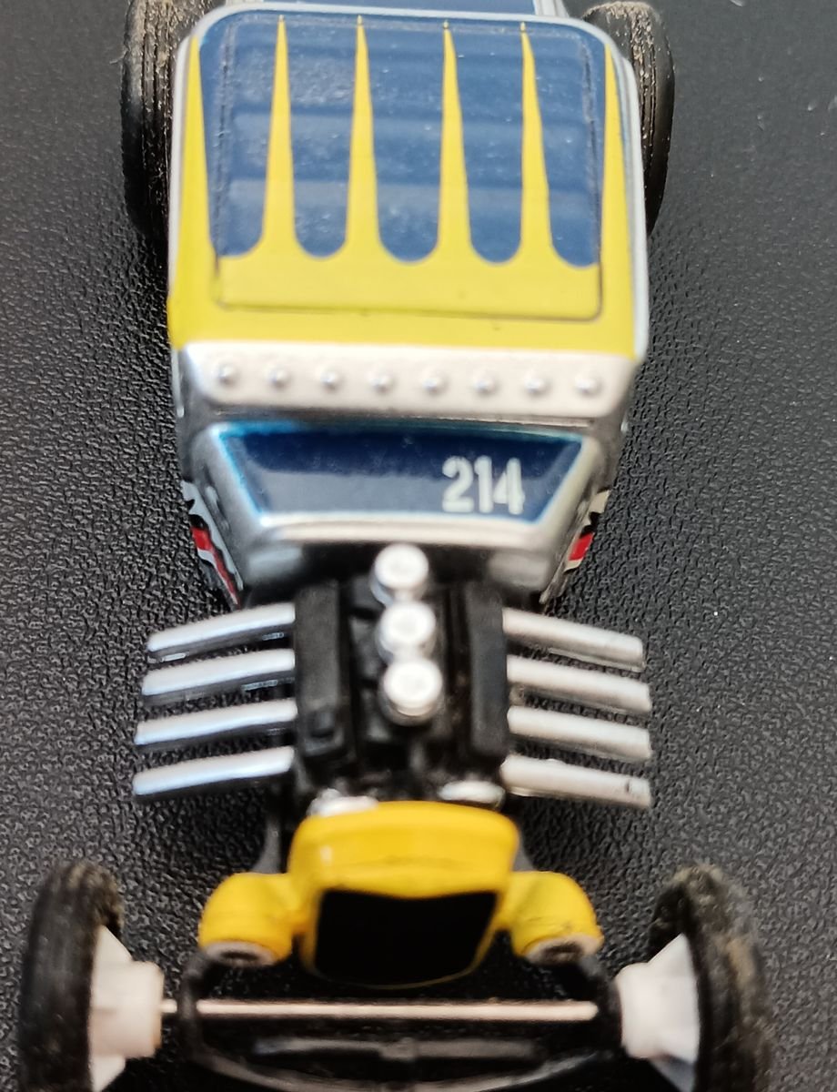 Maisto Elite Transport Ford Model A Die-Cast Vehicle | 1:64 Scale | VGUC | Collectible   - Image 3