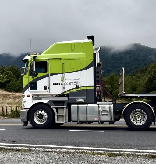 Logistics and Shipping by Unite Logistics 2