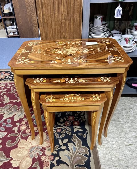 Antiques & Collectibles Consulting by Anglo American