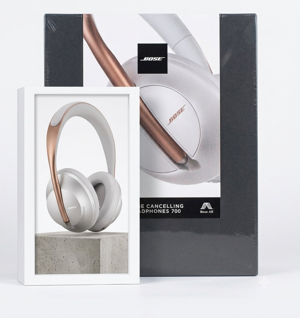BOSE NOISE CANCELLATION HEADPHONE