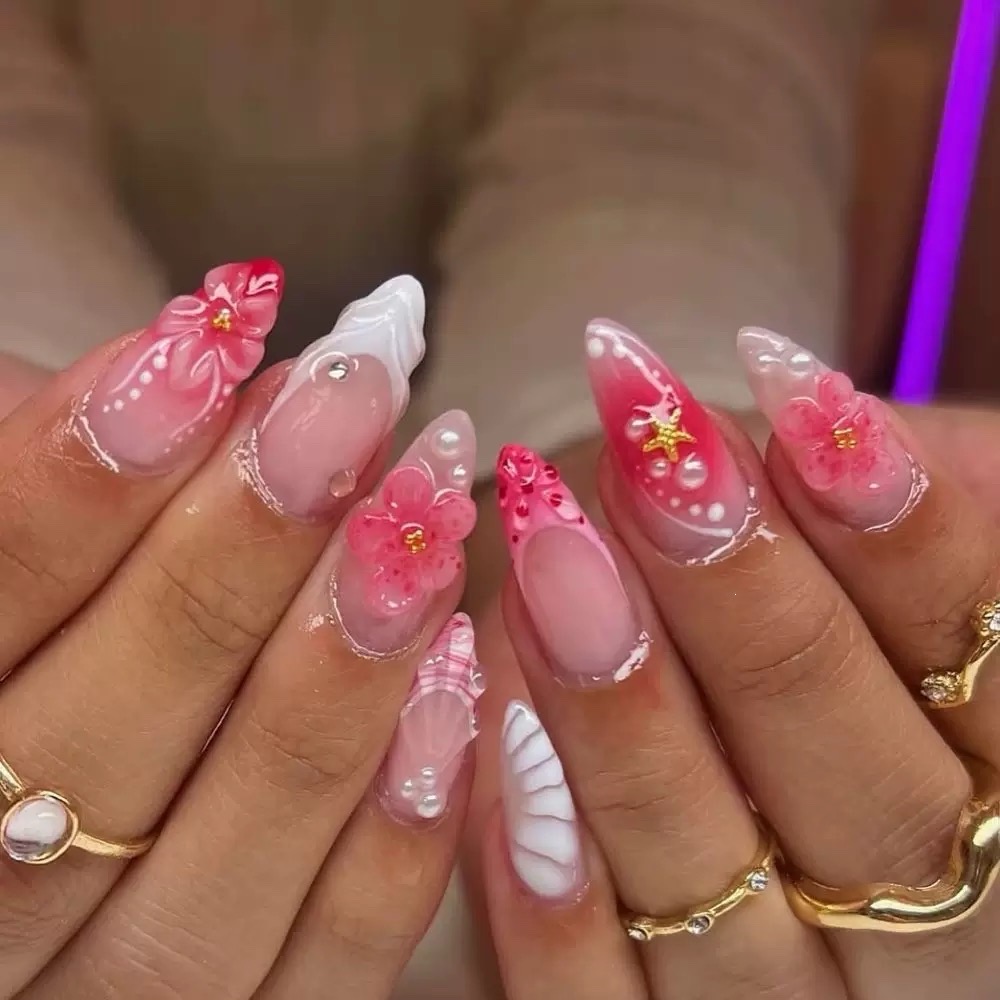 24 Pcs Floral Almond Press on nails
