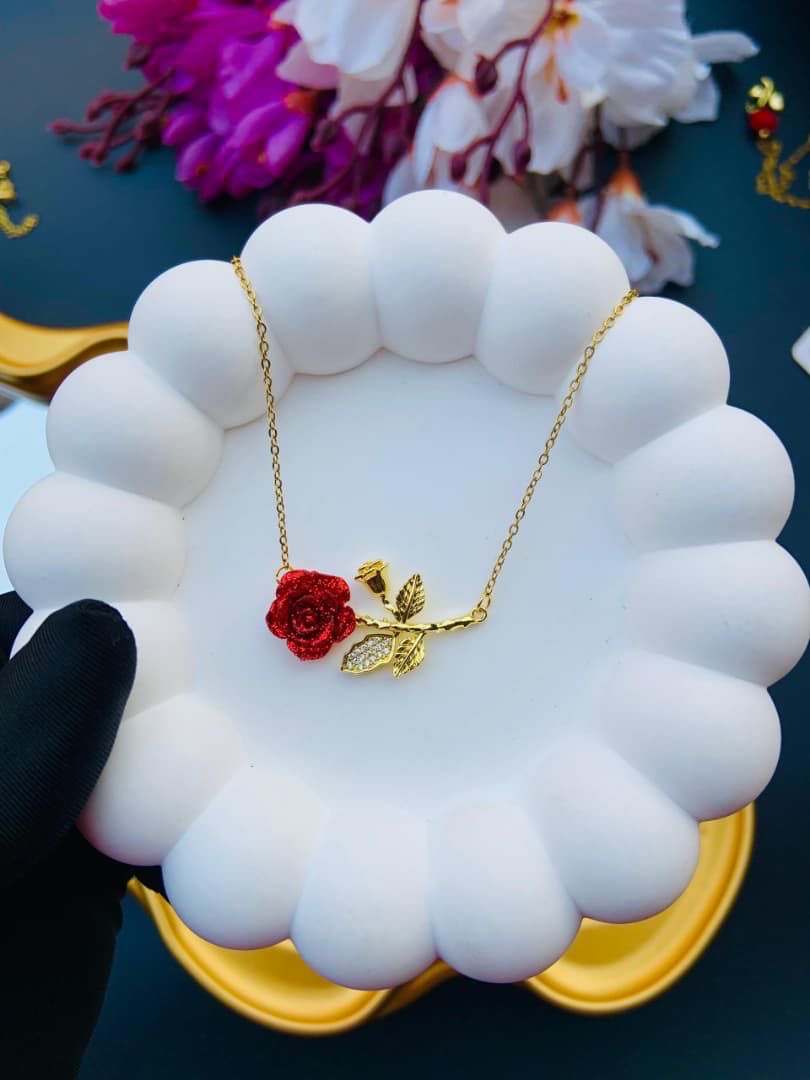 flower necklace