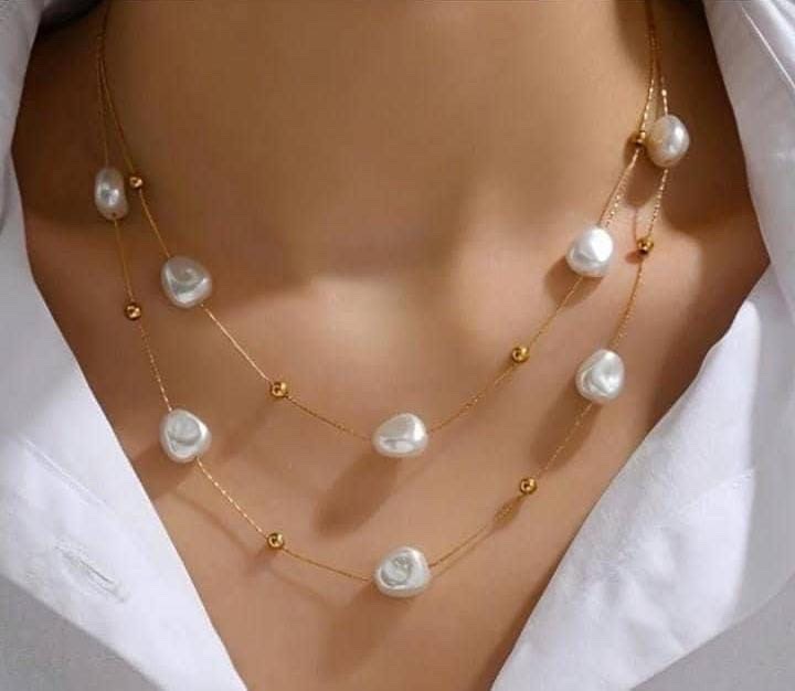 pearl necklace
