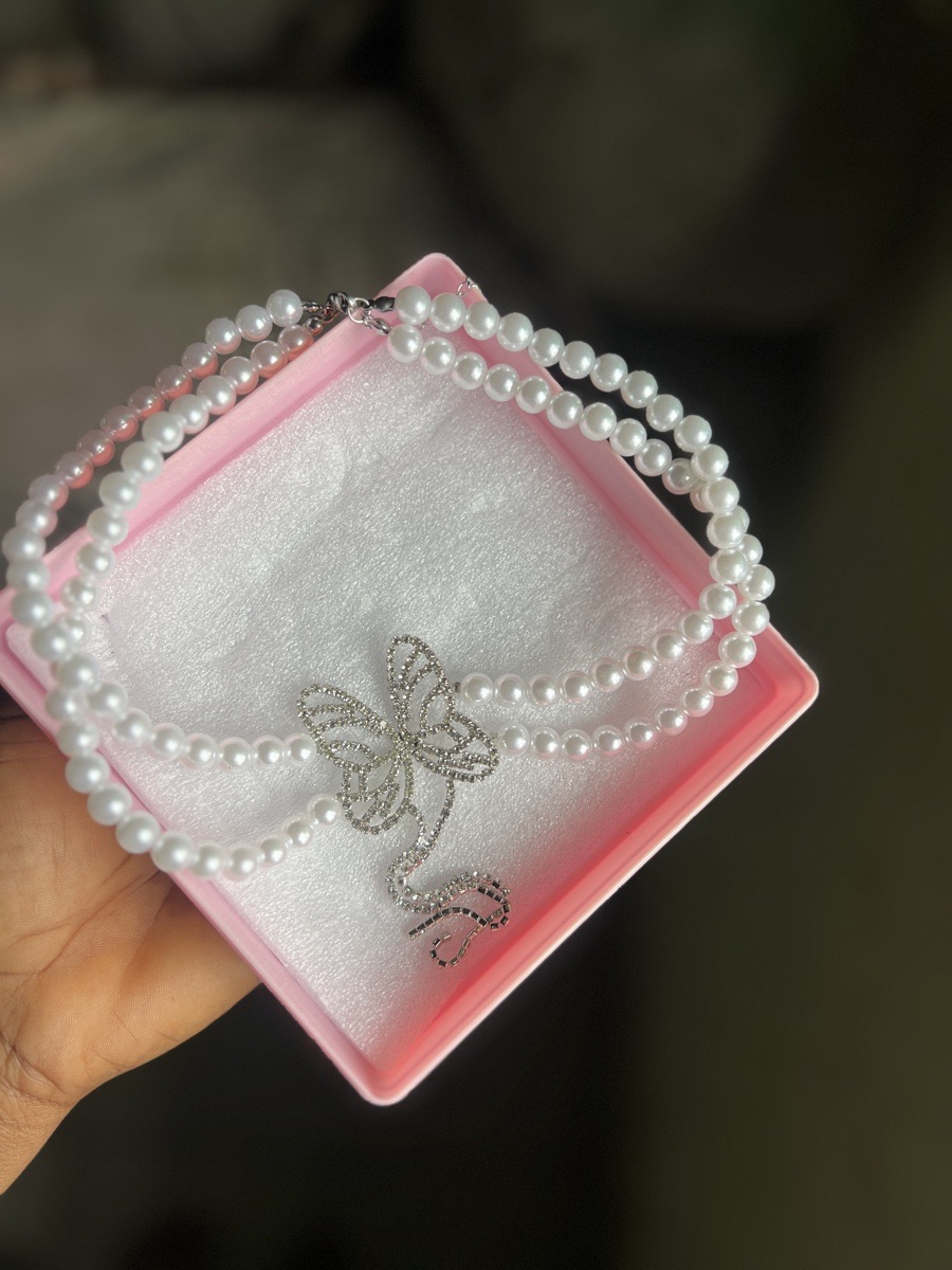 2 layers pearls necklace