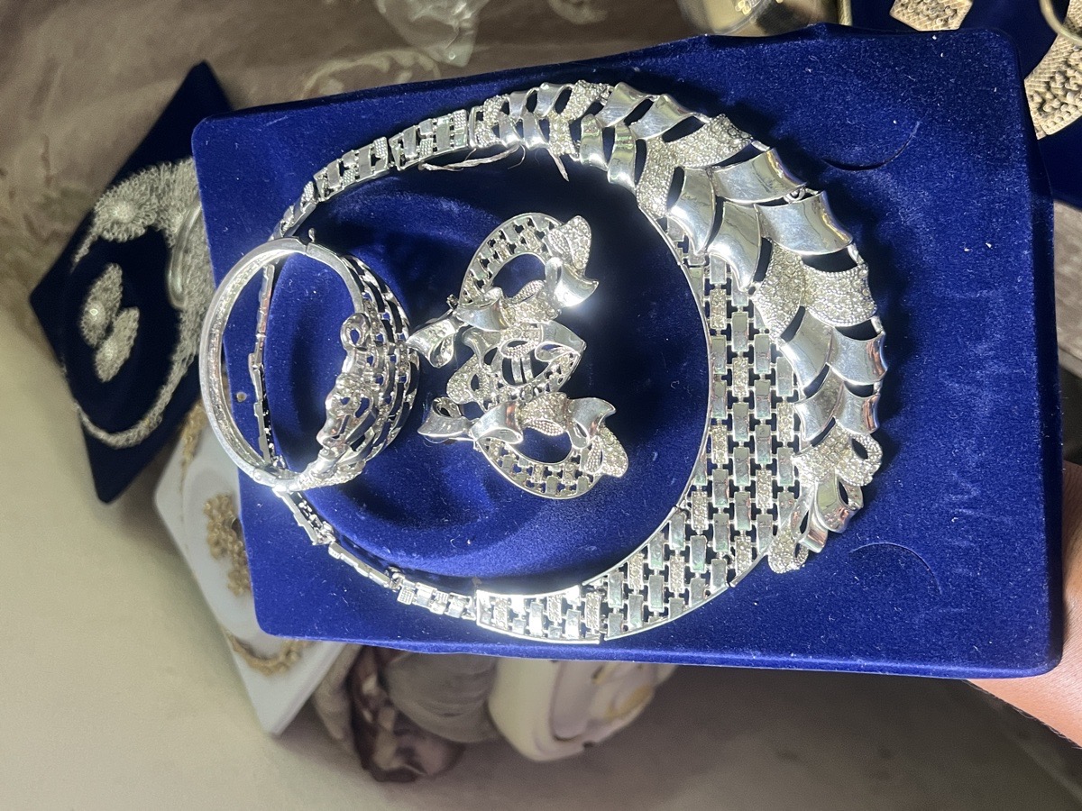 silver jewelry set