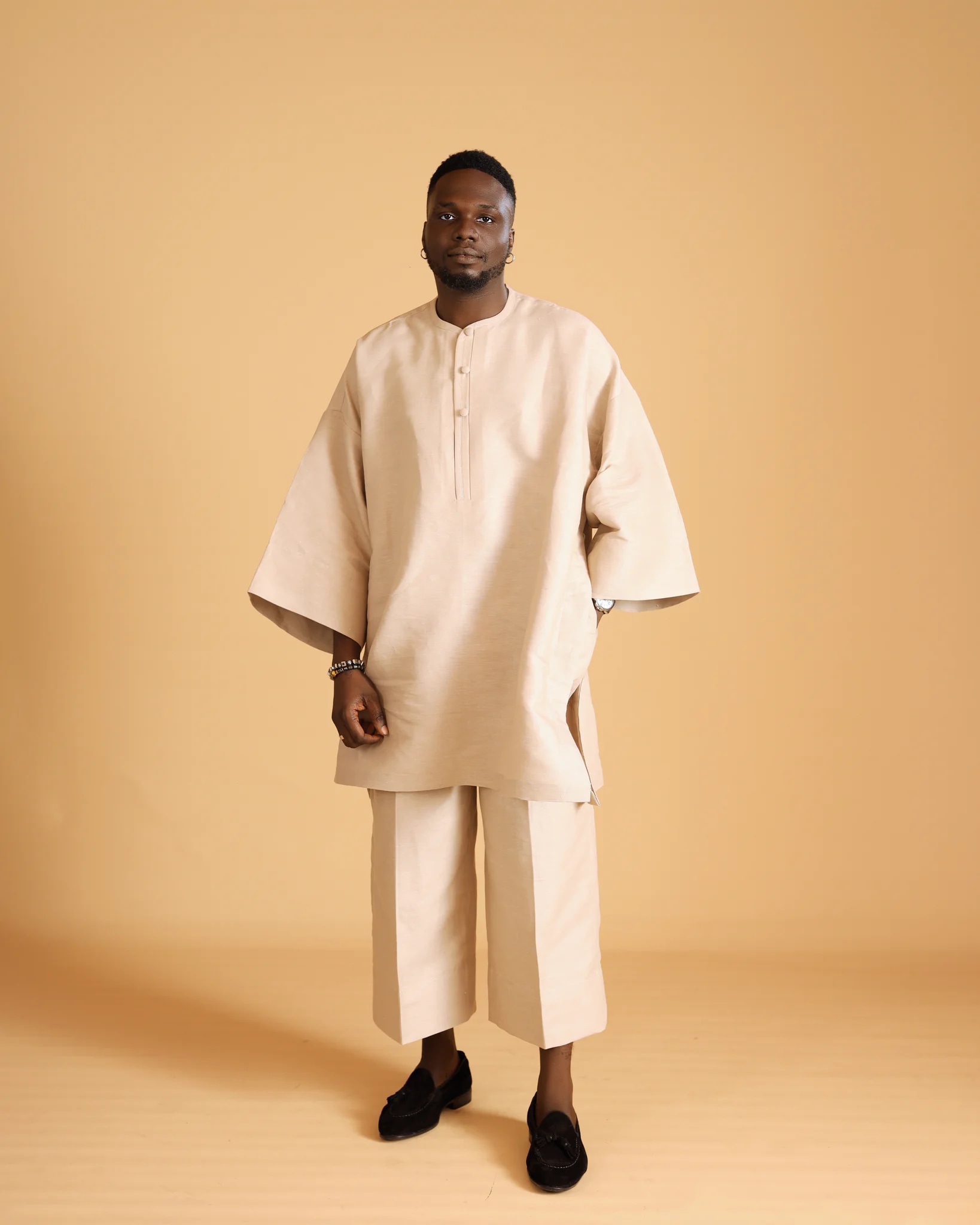 NUDE OMO AYO