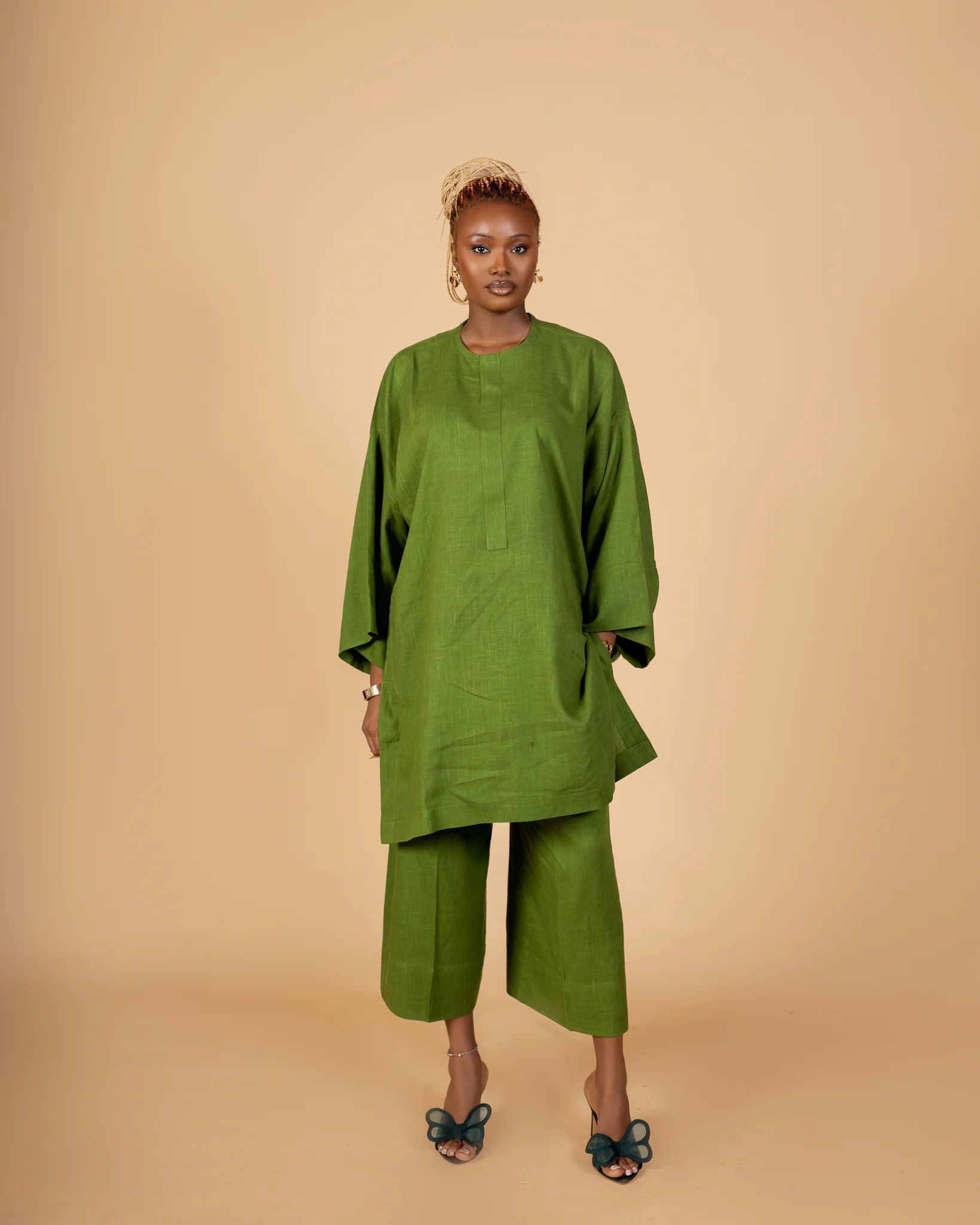 UNISEX OMO AYO SET( OLIVE GREEN)
