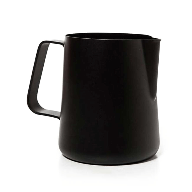 Черный питчер для латте-арта ILSA Easy 600 мл с тефлоновым покрытием для легкого мытья