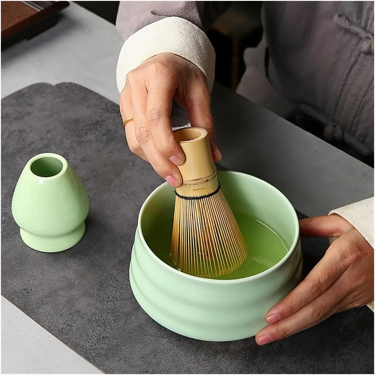 Чаша для матчу Green Light, 550 мл, глиняна з глазур'ю, ідеальна для чайної церемонії