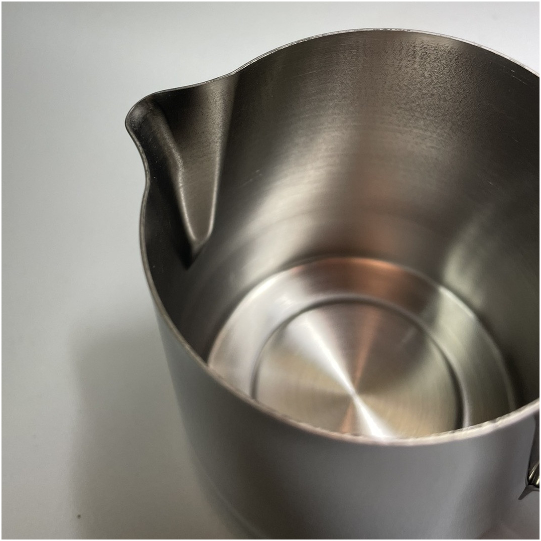 Питчер для молока Motta 450 мл с плоским дном для латте-арт, нержавеющая сталь