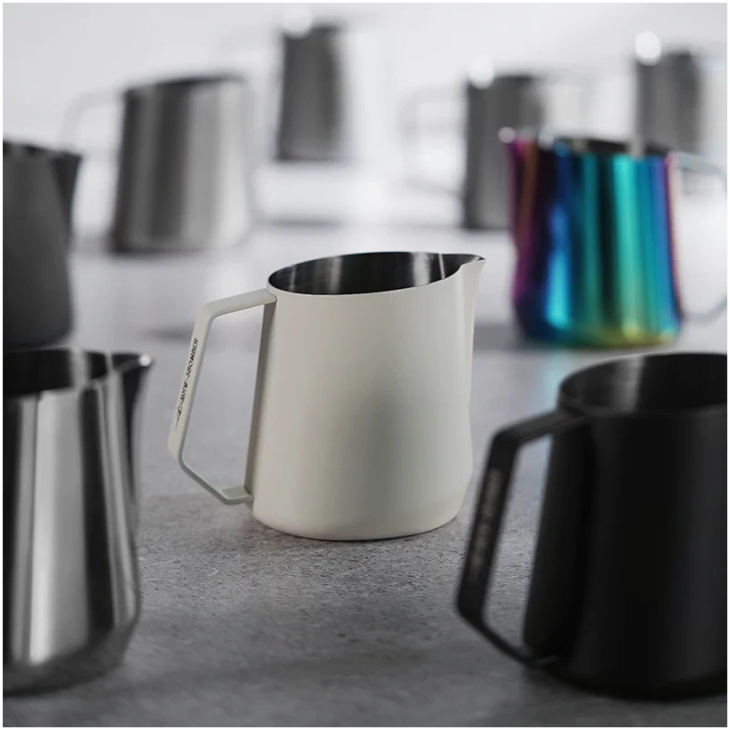 Питчер для молока GT Milk Pitcher 600 мл с инновационным носиком для латте-арта