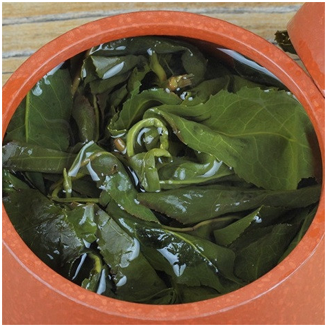 Улун Дун Дін Цін Юе 160 г — ароматний тайванський чай з унікальним смаком для бадьорості та умиротворення