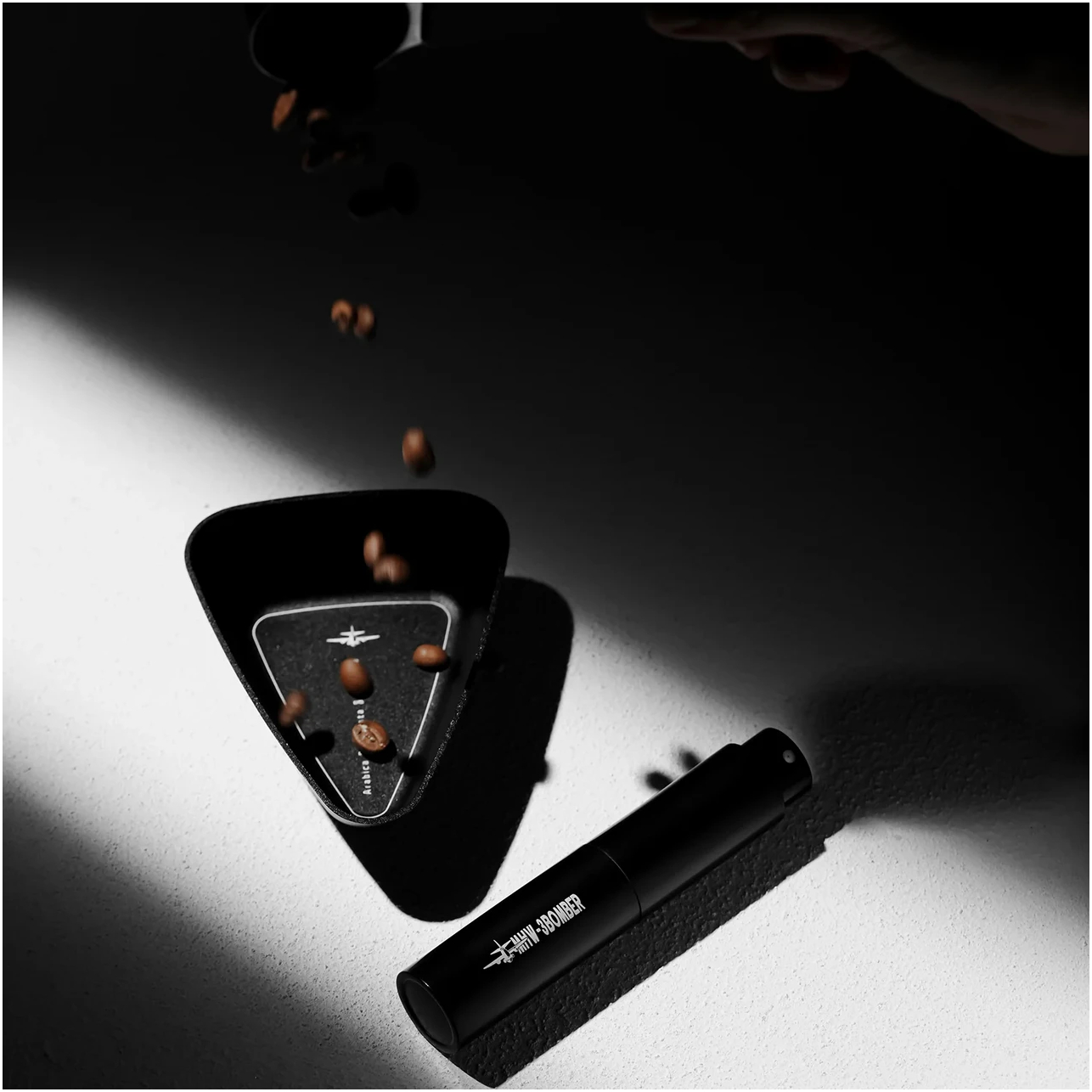 Чаша-дозатор для кави MHW-3Bomber BeanBoat, трикутна форма, обapos;єм 110 мл, алюмінієвий сплав