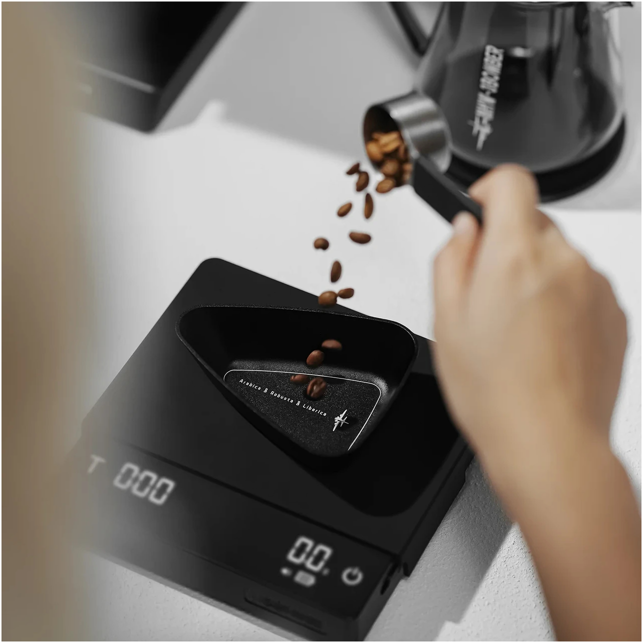 Чаша-дозатор для кави MHW-3Bomber BeanBoat, трикутна форма, обapos;єм 110 мл, алюмінієвий сплав