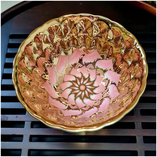 Майстер-чаша Піч Фейюе 150 мл з глини Цзяньчжань з золотистою глазур'ю для чайної церемонії «Квіти трансформації»