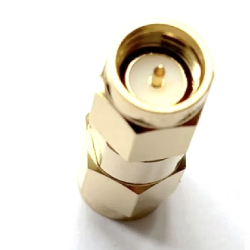 Двойной SMA-адаптер male, 50 Ом, частотный диапазон DC – 6 ГГц