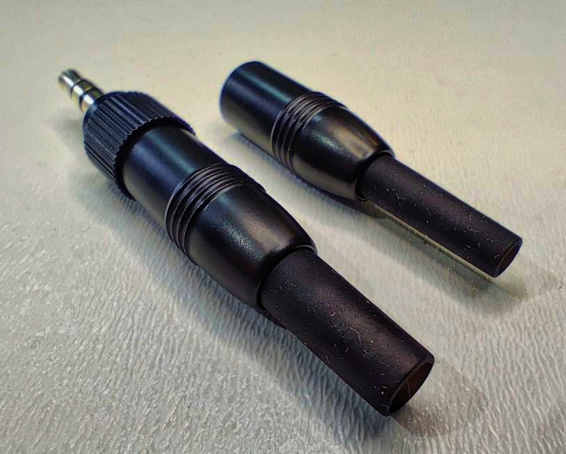 Sennheiser Jack 3.5мм стерео штекер з фіксуючою гайкою для мікрофона, 1м, позолочені контакти