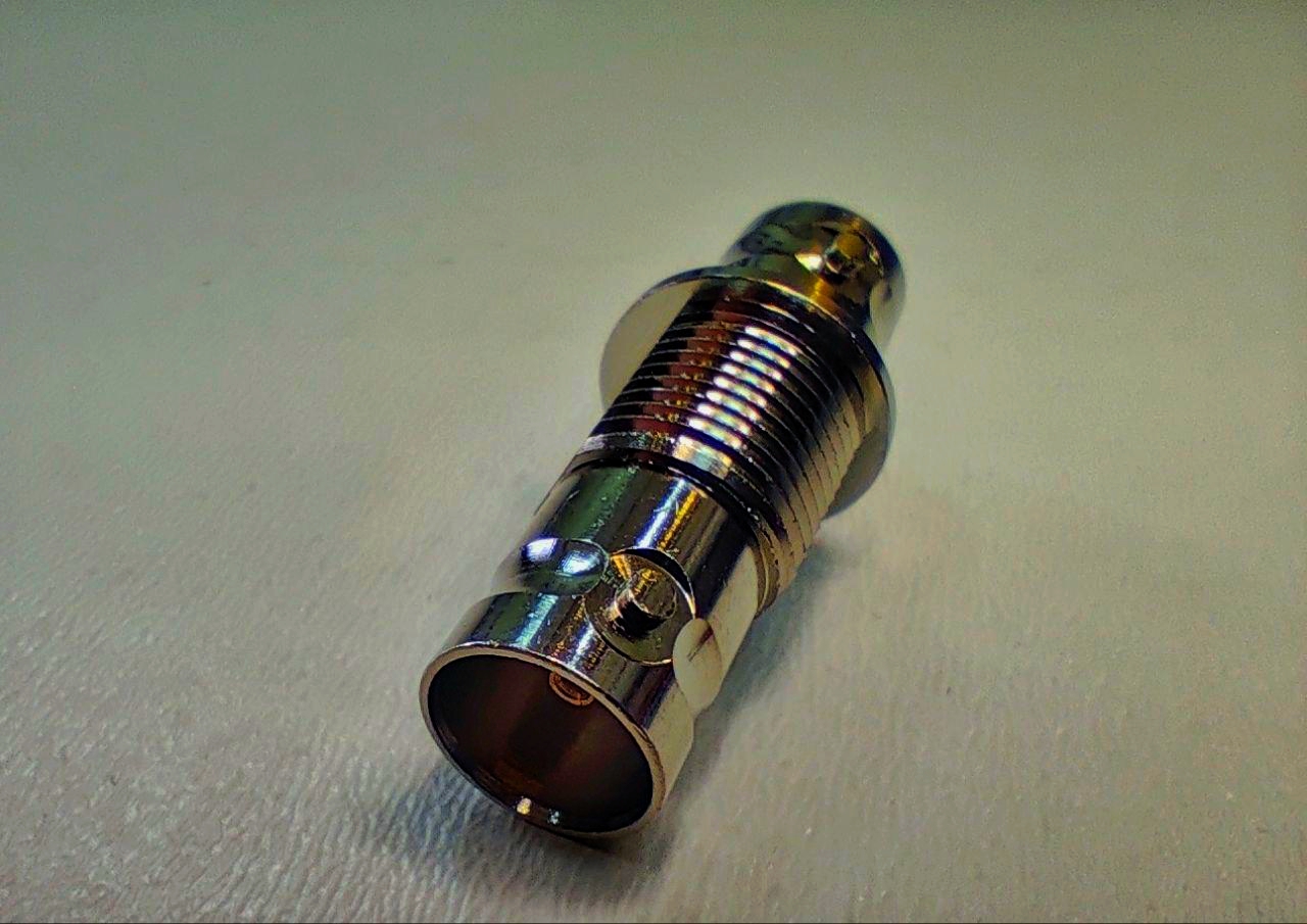 Адаптер BNC 75Ω панельний Z04, гніздо-гнездо, HDTV, кріплення гайка, 3 ГГц