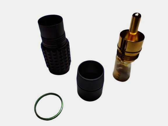 Разapos;єм RCA Avvicon, штекер кабельний до 5 мм, позолочені контакти, чорний корпус