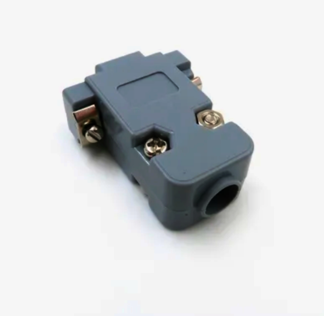Металевий корпус роз'єму D-SUB NEW TIDE для 9/15-контактних колодок з подовженими гвинтами