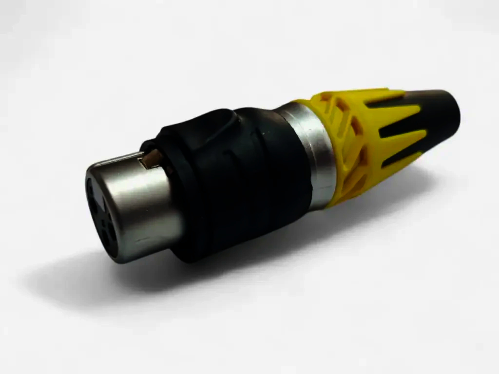 Аудіо розapos;єм XLR 3-pin SA261A-SC-PG-WP, штамповані контакти, IP65, 1 м